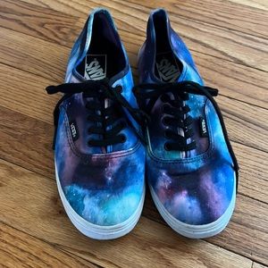 Galaxy style Vans Men’s 5.5, Women’s 7. Worn twice! Great condition